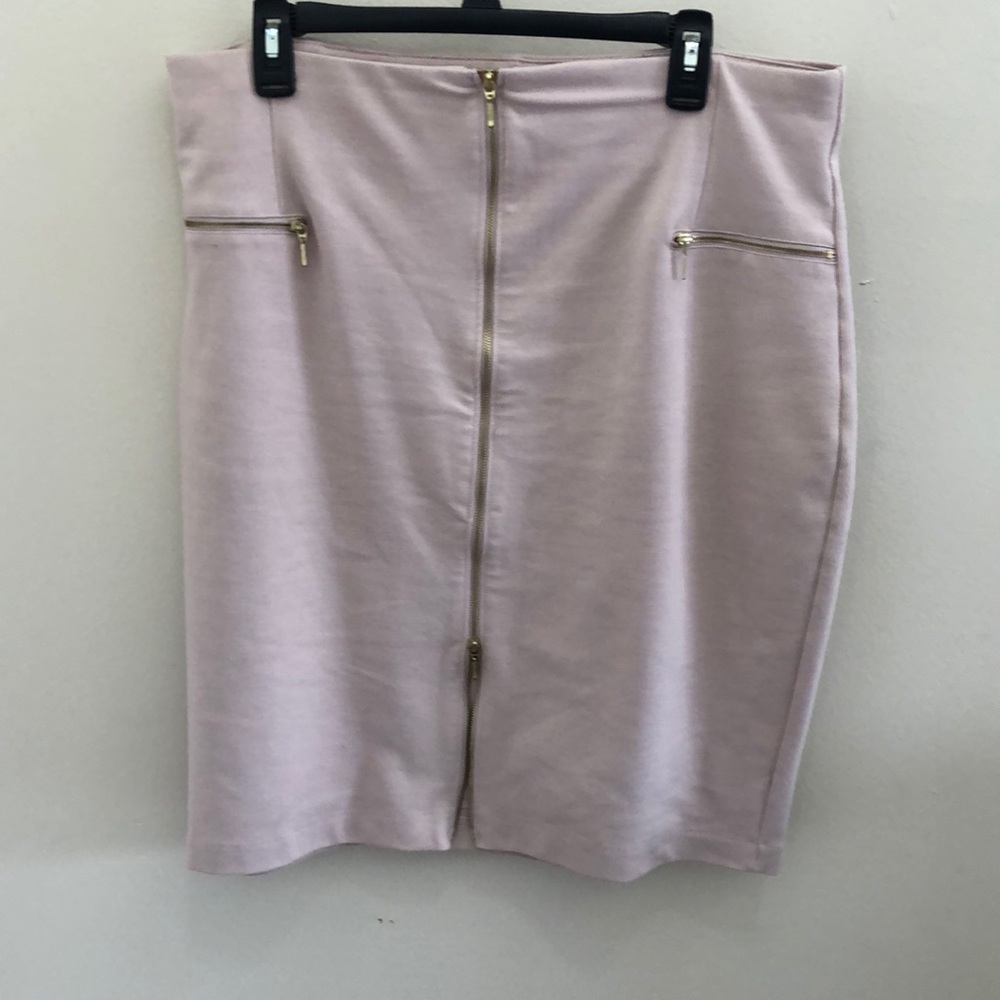 JLo pink pencil skirt with zipper